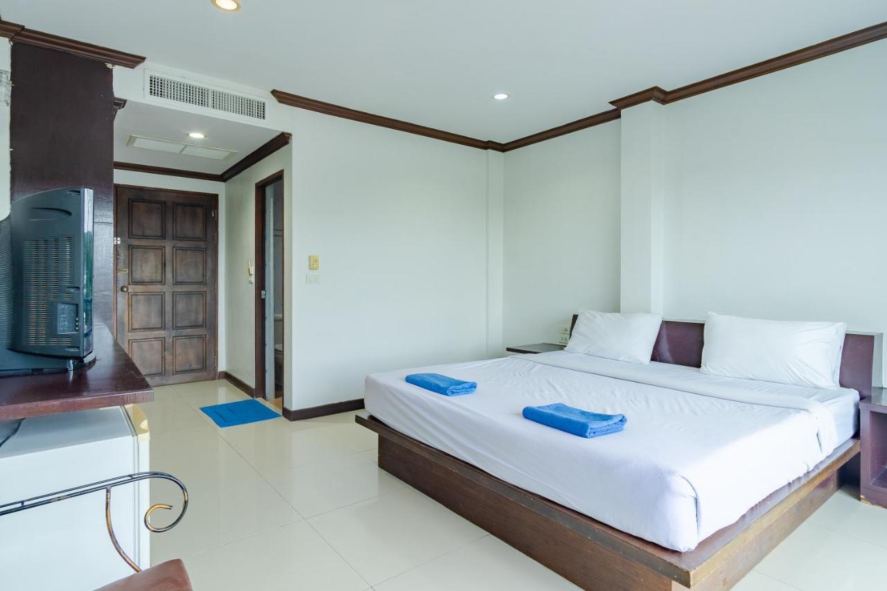 Goodday Kathu Apartment Exterior foto