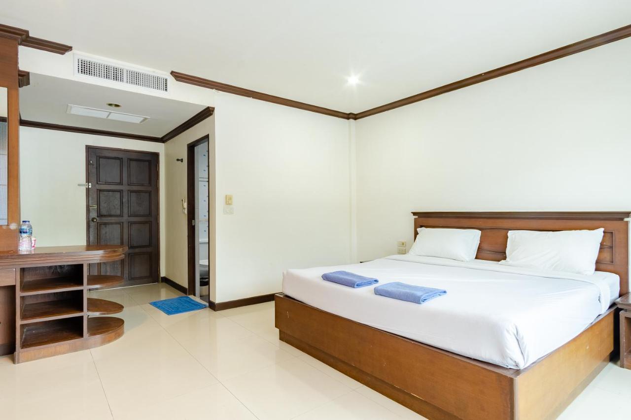 Goodday Kathu Apartment Exterior foto